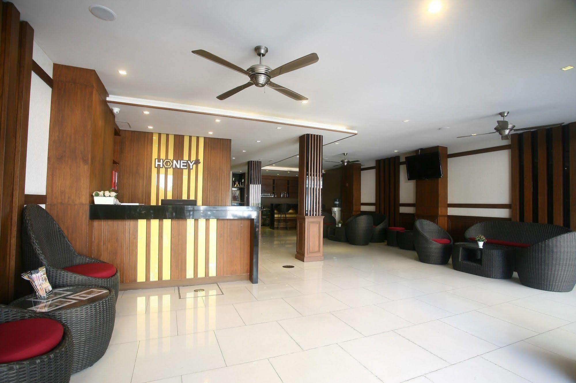 Honey Inn Pattaya Eksteriør bilde